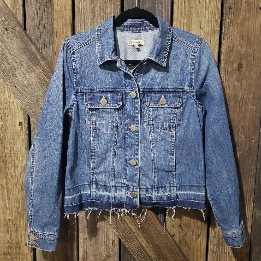 Democracy Frayed Denim Jacket Small 100% Cotton - Picture 2 of 9
